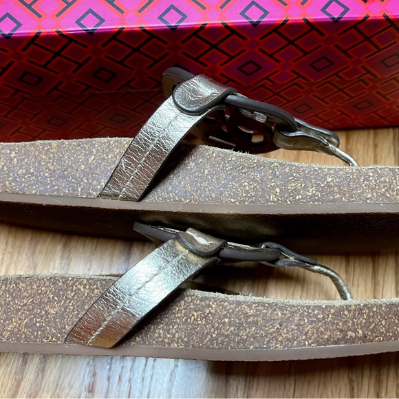 Tory Burch Miller Cloud | Gold, Size 7 - Box and Dust Bag included - Picture 3 of 7